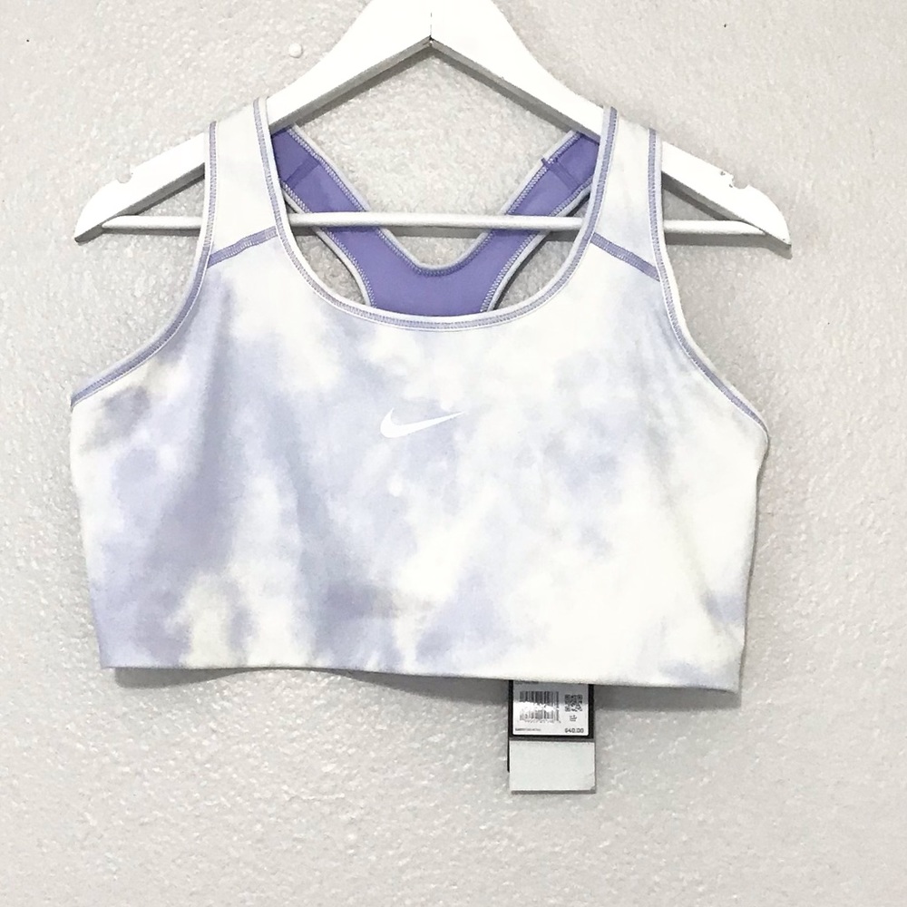 NWT Nike Women’s Sports Bra